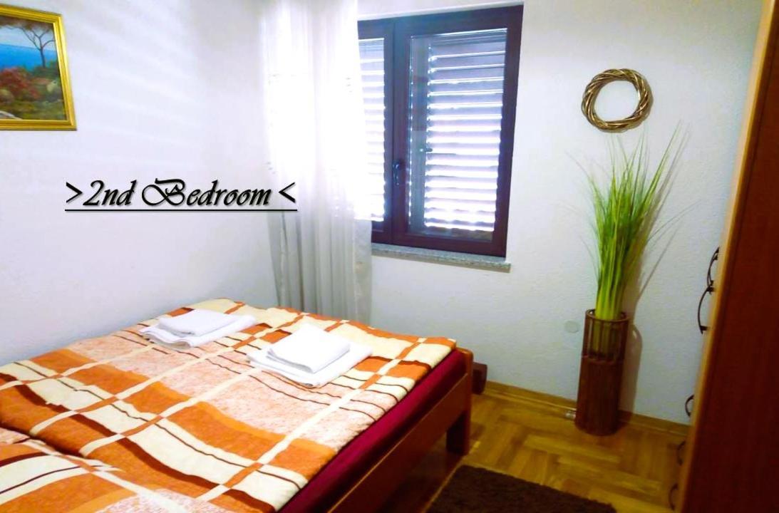 House White Stone Split Apartment Podstrana Cameră foto