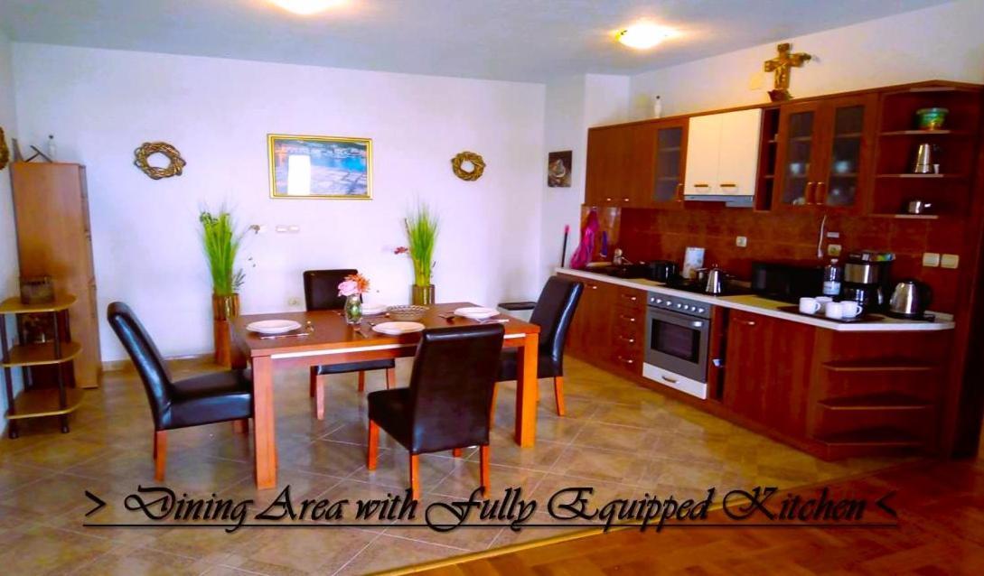House White Stone Split Apartment Podstrana Cameră foto
