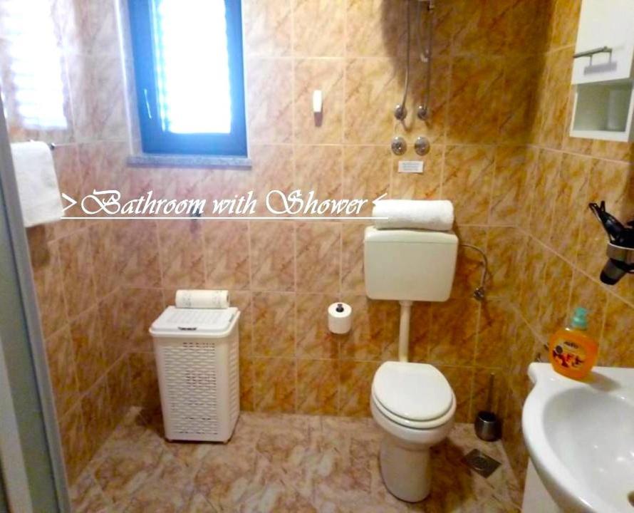 House White Stone Split Apartment Podstrana Cameră foto